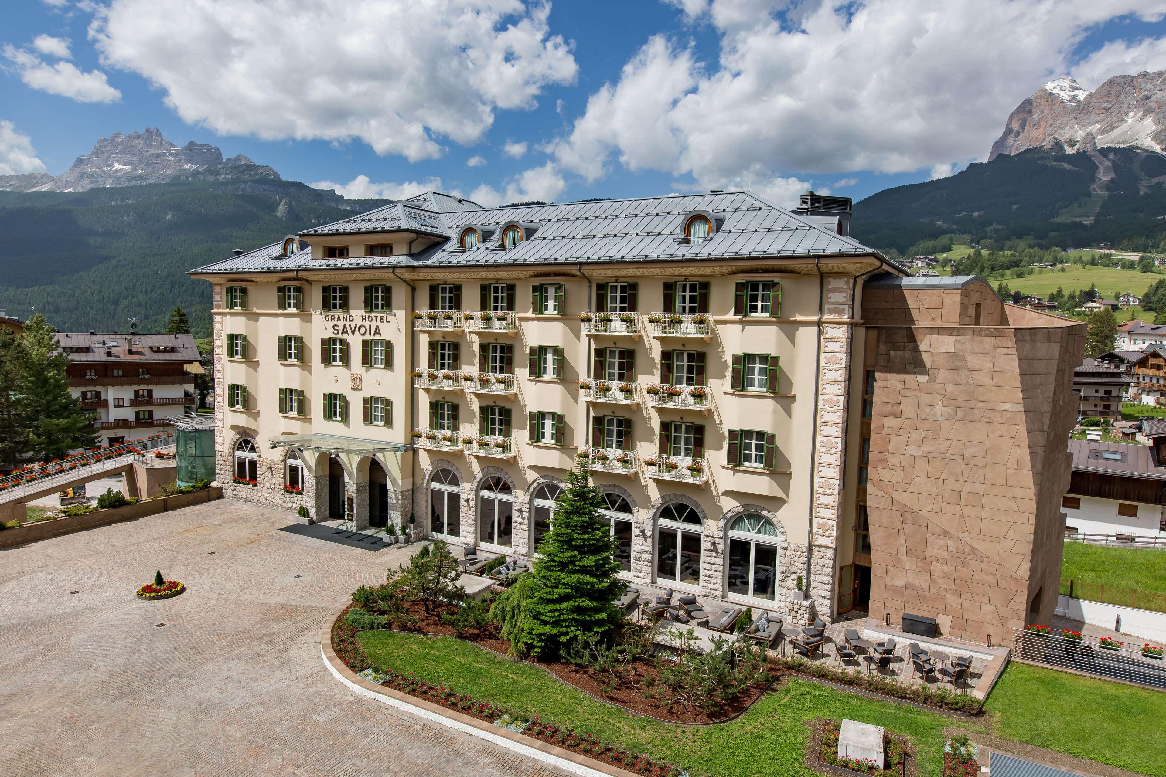 Grand Hotel Savoia Cortina D'Ampezzo, A Radisson Collection Hotel Exterior photo