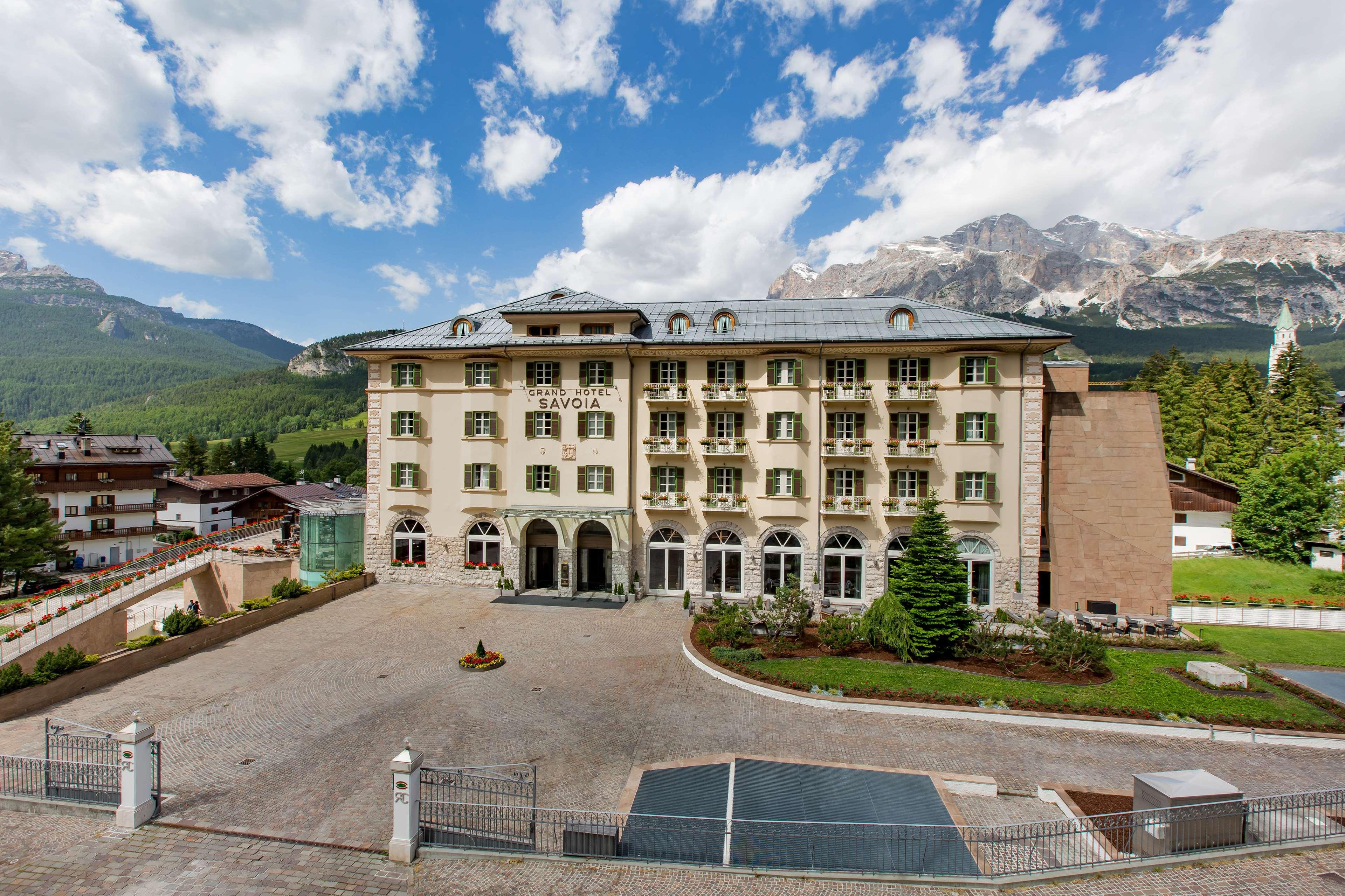 Grand Hotel Savoia Cortina D'Ampezzo, A Radisson Collection Hotel Exterior photo